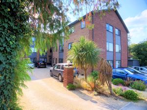 Photo 8- click for photo gallery